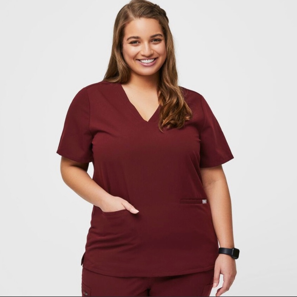 FIGS Casma Three-Pocket Scrub Top Technical Collection Burgundy XXL